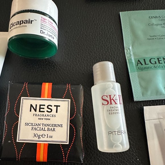 Sephora Sample Bag includes Nest soap and body cream - Picture 8 of 15